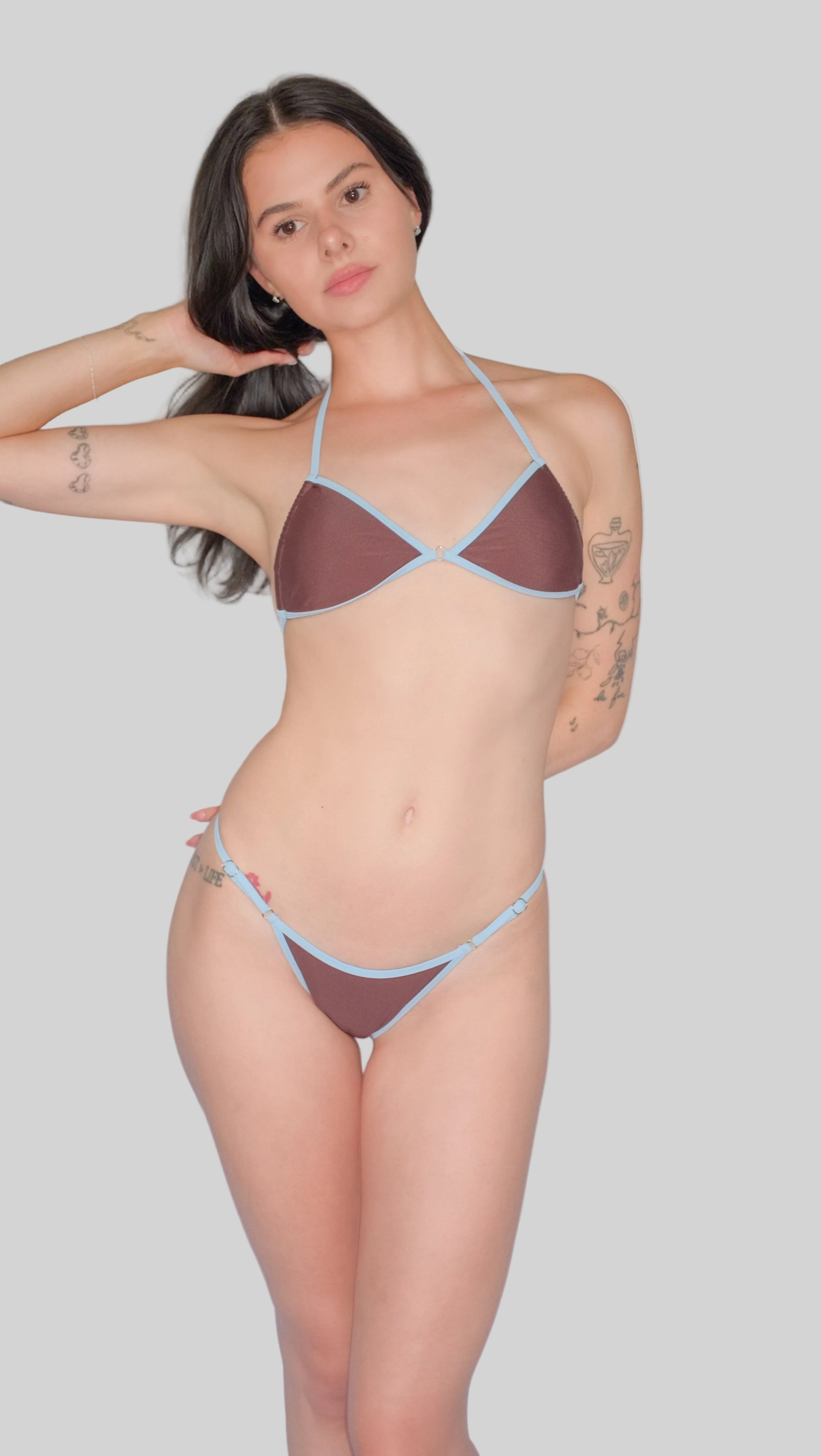 the flora bottom - dark roast & powder blue